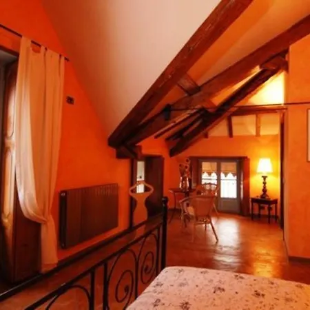 Chi Ghinn Otel *